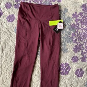 Purple Capri Athletic Leggings